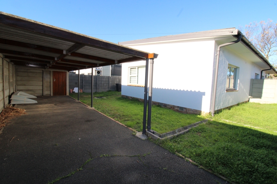 To Let 3 Bedroom Property for Rent in Lochnerhof Western Cape